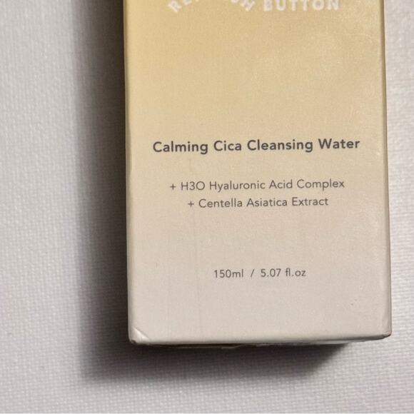 Rael Beauty Refresh Button Calming Cica Cleansing Water New in Box 5.07 Fl oz - Picture 4 of 11